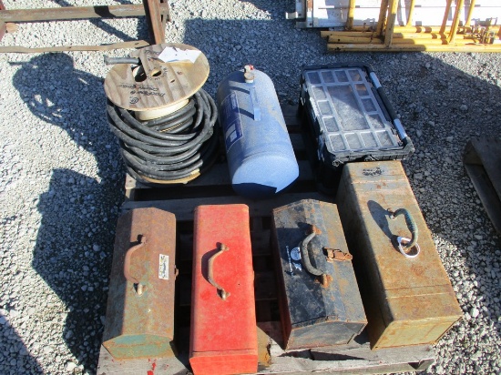 PALLET OF TOOLBOX, AIR PIC AND HOSE