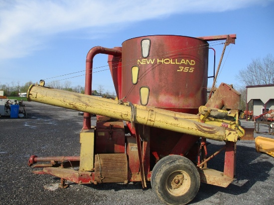 NEW HOLLAND 355 GRINDER MIXER