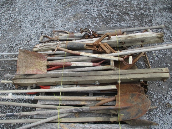 PALLET OF HAND TOOLS