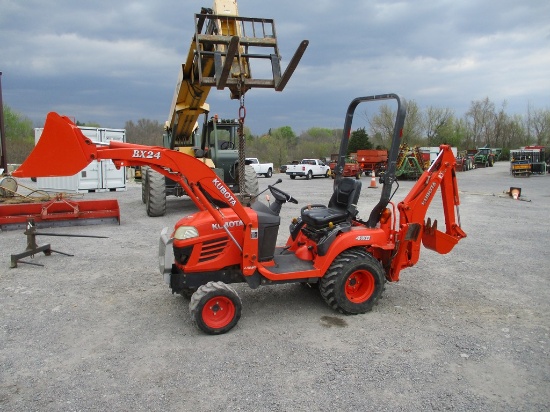 KUBOTA BX24D W LOADER & BACKHOE