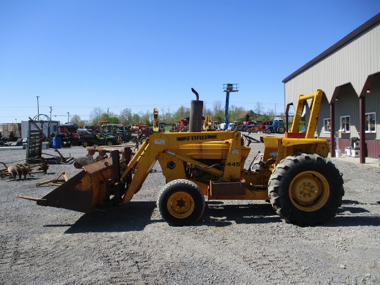 FORD 445 W/ LOADER