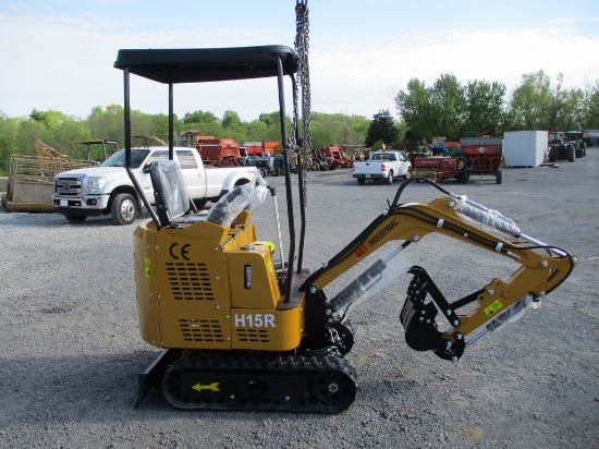 AGT H15R MINI EXCAVATOR