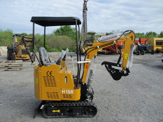 AGT H15R MINI EXCAVATOR
