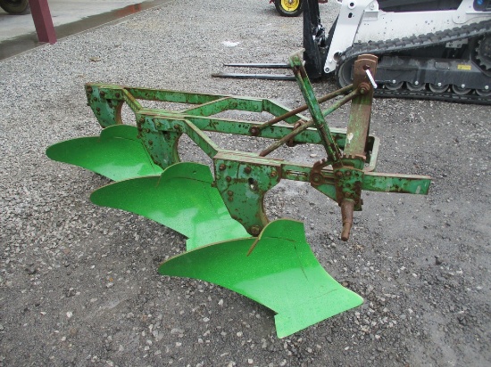 JOHN DEERE 45 3X PLOW
