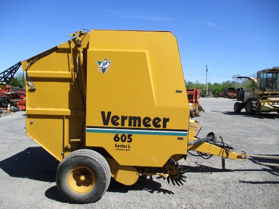 VERMEER 605L RD BALER