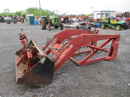 CASE IH 2250 LOADER W BRACKETS AND JOYSTICK VALVE