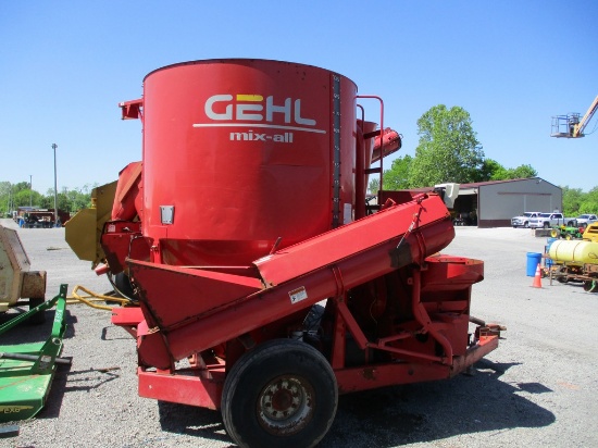 GEHL 170 GRINDER MIXER