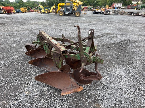 John Deere 3x Plow