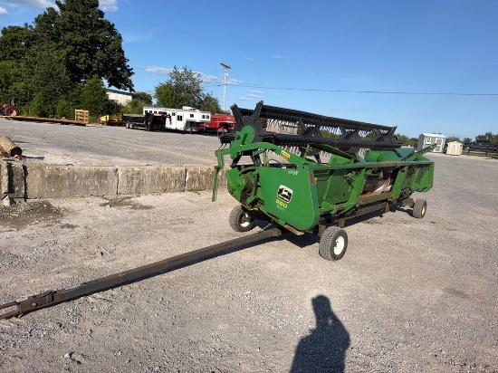John Deere 920 Grain Head W/Cart