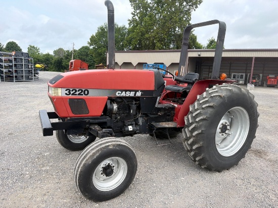 Case 3220 Tractor