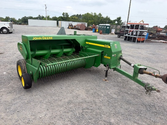 John Deere 348 Sq Baler