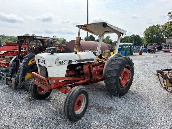 Case 990 Tractor (Salvage)