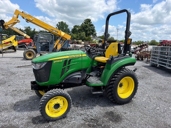John Deere 2032r Tractor