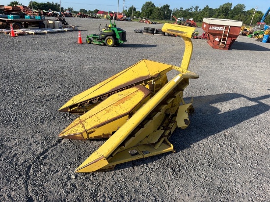 NEW HOLLAND 770R2 CORN HEAD