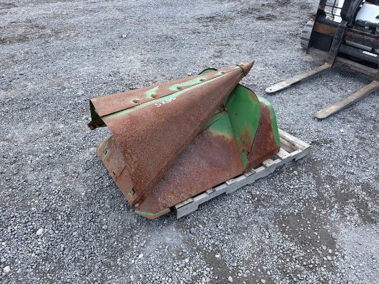 JOHN DEERE CORN HEAD SHEET METAL