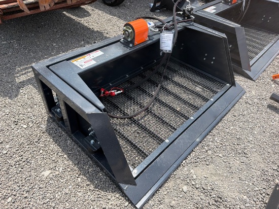 WOLVERINE SKIDSTEER SCREENING BUCKET