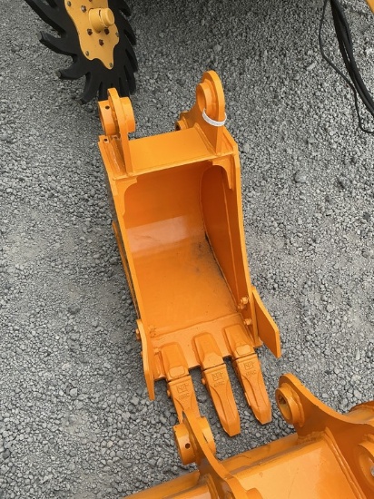 GIYI EXCAVATOR BUCKET 12" CAT 305