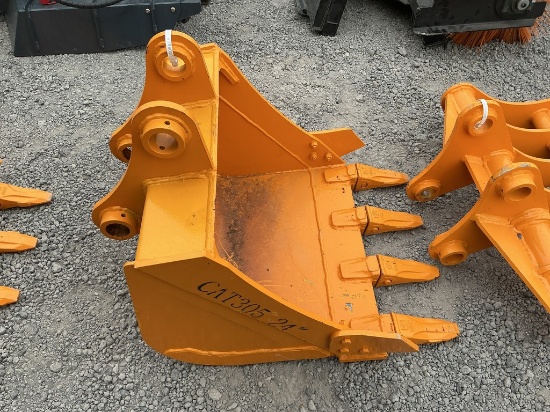 GIYI EXCAVATOR BUCKET 24 "Å“ CAT 305