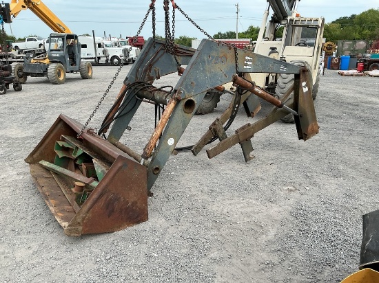 ALLIED 790 LOADER WITH BRACKETS