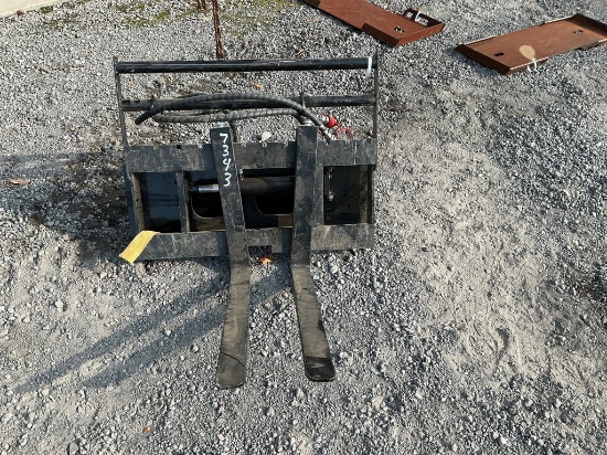 GIYI MINI SKID HYD ADJUST PALLET FORKS