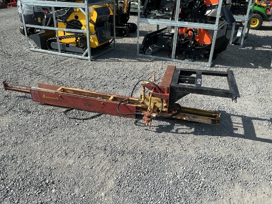 POST DRIVER. (NEEDS REPAIRS)
