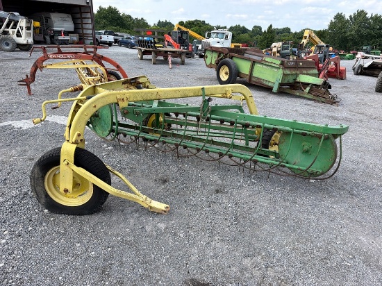 John Deere 640 Dolly Rake