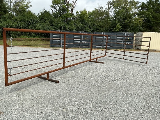 1) 24' HD FREE STANDING LIVESTOCK PANEL WITH SWING GATE