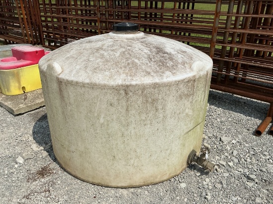 PLASTIC WATER TANK