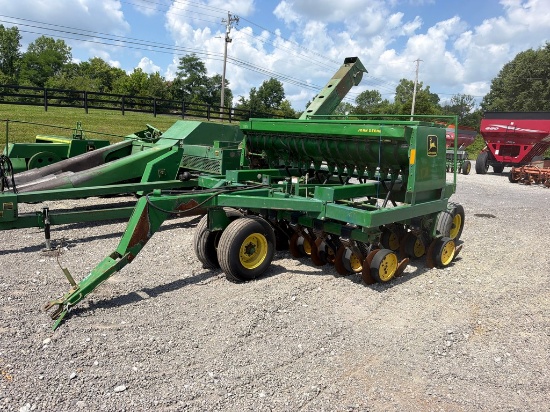 John Deere 750 10' Drill