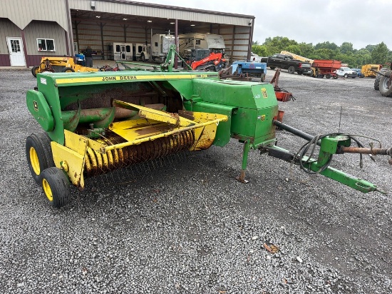 JOHN DEERE 338 WIRE TIE SQ BALER
