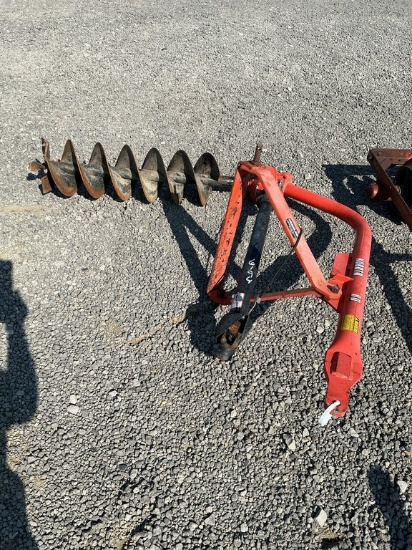 KUBOTA 80 POST HOLE DIGGER