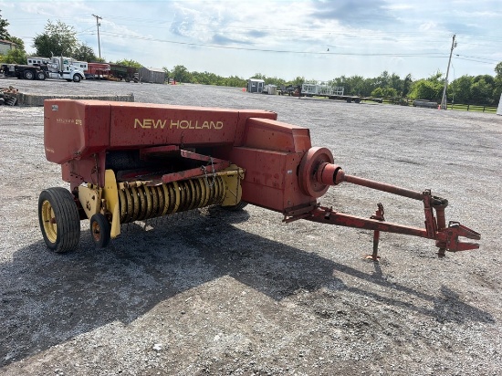 NEW HOLLAND 276 SQ BALER