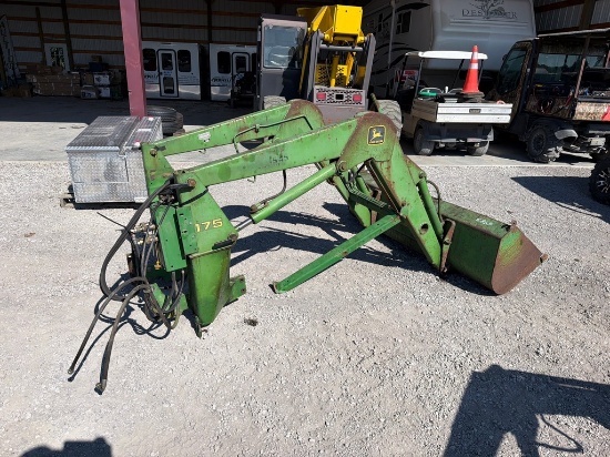 John Deere 175 Loader