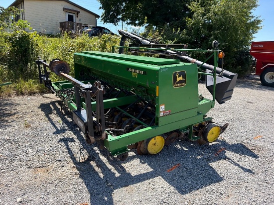 John Deere 750 15' Drill