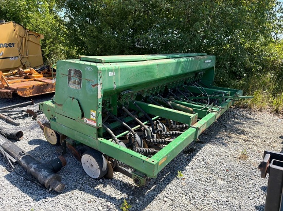 John Deere 750 15' Drill