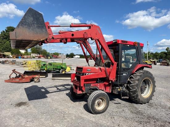 Case Ih 685 Tractor W/Loader