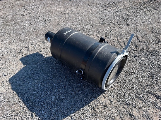 ANERICAN HUNTER DEER FEEDER