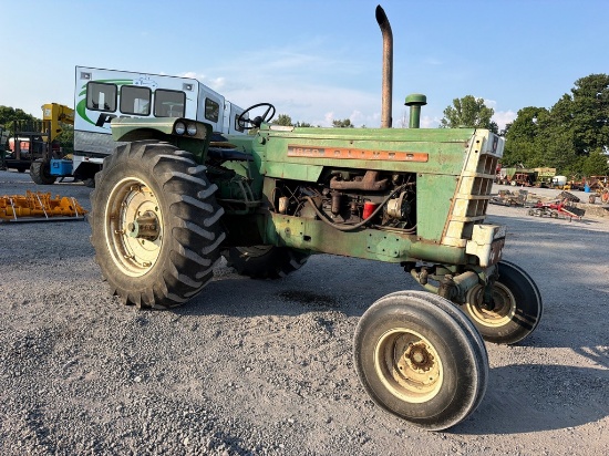 Oliver 1850 Tractor