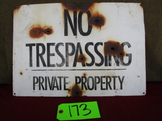 No Tresspassing Sign