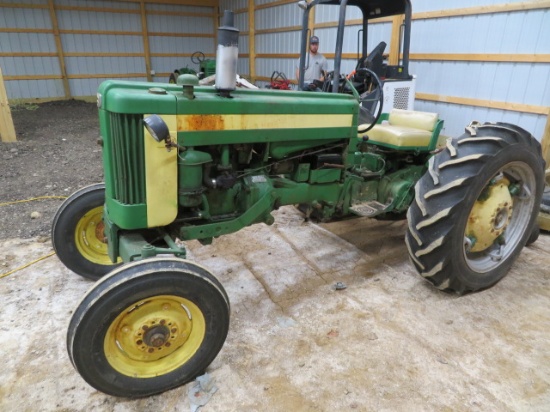 John Deere 420-W tractor