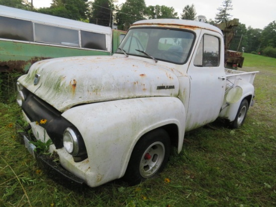 1954 Ford F-100 Pickup Truck