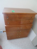Bassett chest of drawers