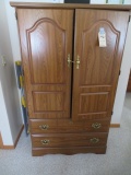 Wardrobe Cabinet