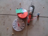 Shop light, Thermometer