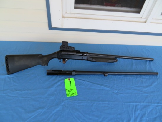 Benelli Super Black Eagle 12 ga. Shotgun