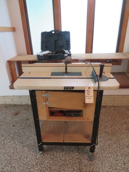 Bosch router with table