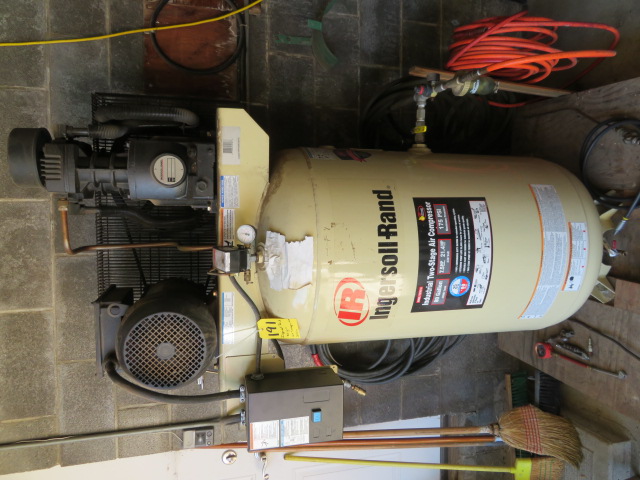 Ryobi upright air compressor hotsell