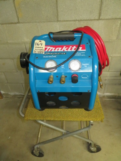 Makita 4.2 Gallon Air Compressor