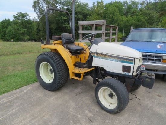 Cub Cadet 7272 diesel compact tractor