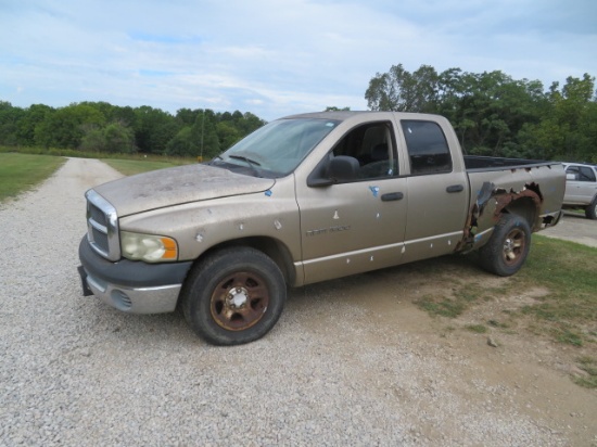 2002 Dodge Ram 1500 2WD pickup truck